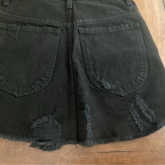 NWT Women’s Carmar Beatrice Distressed Denim Skirt, Size 26 - Picture 9 of 9